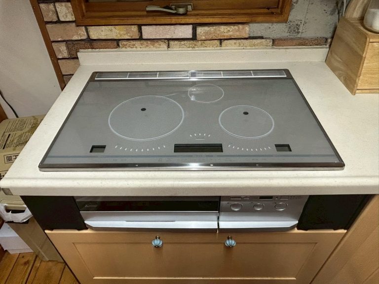 鹿児島県出水市N様邸　 太陽光発電7.82kw➕蓄電池11.5kwhシステム設置工事一式➕屋根塗装工事一式➕オール電化工事一式